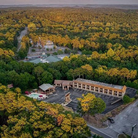 Stonegate Lodge King Bed Wifi Roku Tv Salt Water Pool Room #203 Eureka Springs Eksteriør bilde